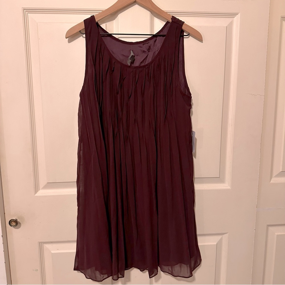 F21 | Dress | Sleeveless Pleated Dress in Wine
